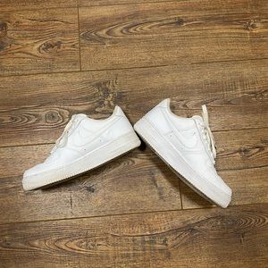 ❗️FLASH SALE❗️White Nike Air Force 1 ‘07